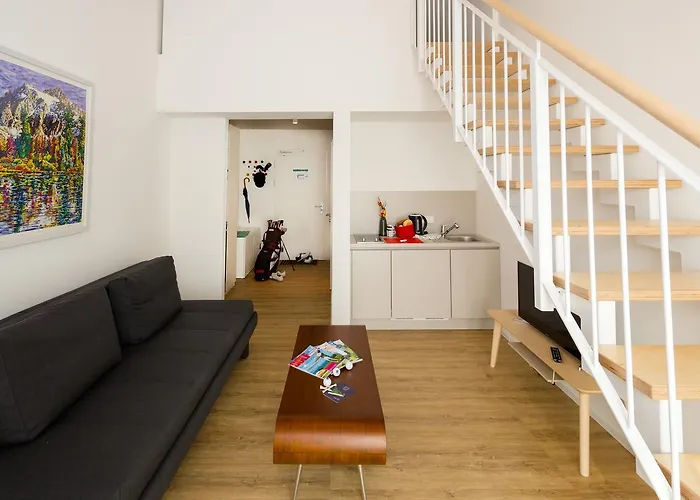 Country Suitenhotel Hotel 3*